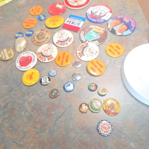 Rare Vintage Political and Event Pin Collection as early as 1890 - Picture 2 of 9